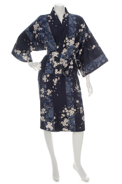 Sakura-Kurz-Yukata